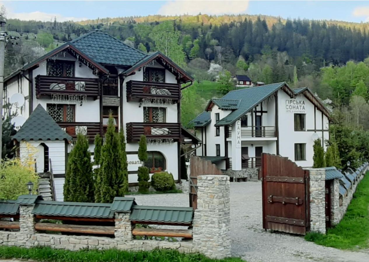 Girska Sonata Hotel & Apartments Mykulychyn Luaran gambar